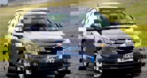 Cruze  Hatchback (2011 - 2015)